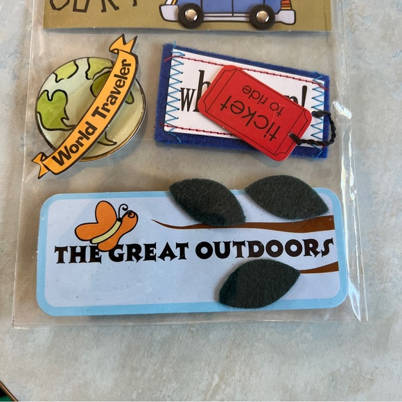 NWT Soft Spoken A Kid’s Vacation Dimensional Sticker Set - Picture 4 of 6